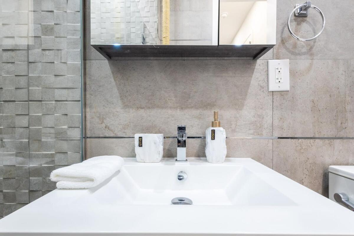 Apartment 317-1an - New Modern 1br W&d Walk To Park